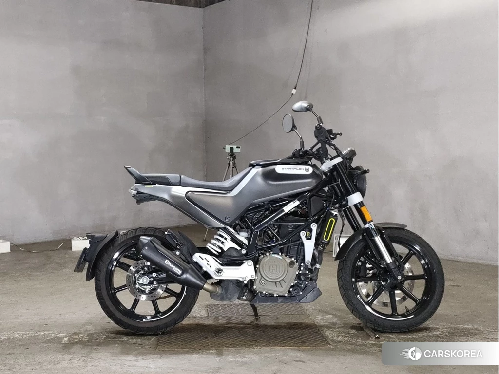 Проданный Husqvarna SVARTPILEN 250 2021 из Японии