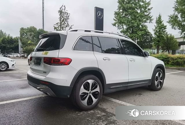 Mercedes-Benz GLB 2023 Белый из Китая