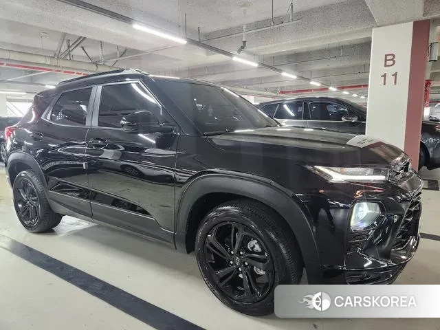 Chevrolet (GM Daewoo) Trailblazer 2023 Черный из Кореи