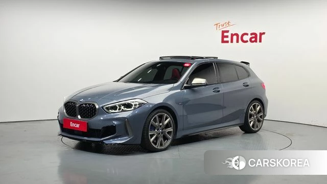 BMW 1 Series (F40) 2024 Серый из Кореи