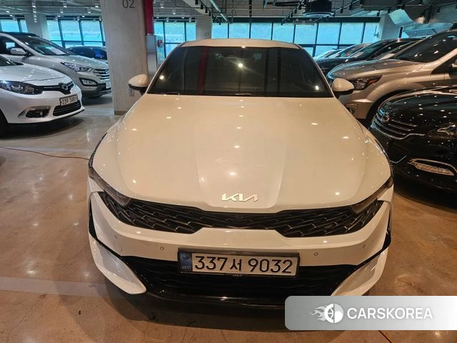 Kia K5 3rd generation 2022 Белый из Кореи