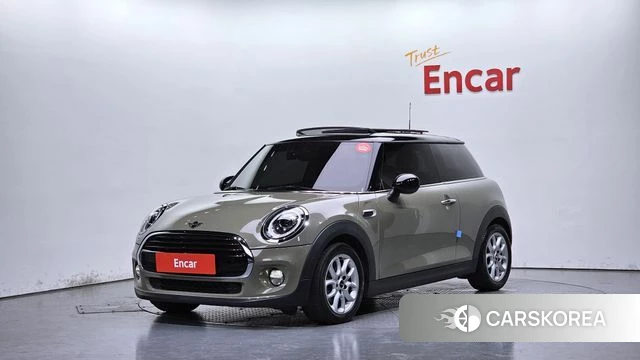 Mini Cooper 2018 Серебристо-серый из Кореи