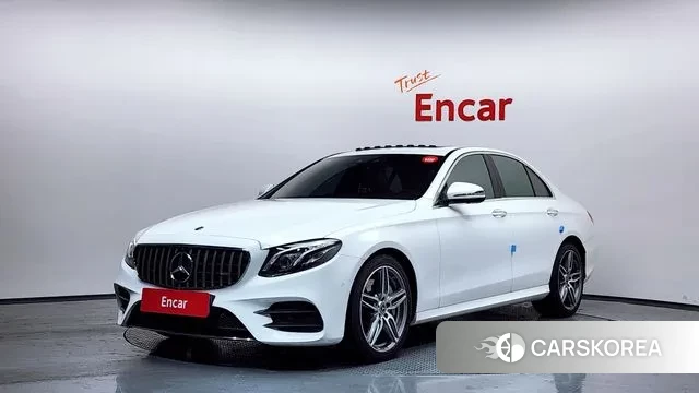 Mercedes-Benz E-Class W213 2019 Белый из Кореи