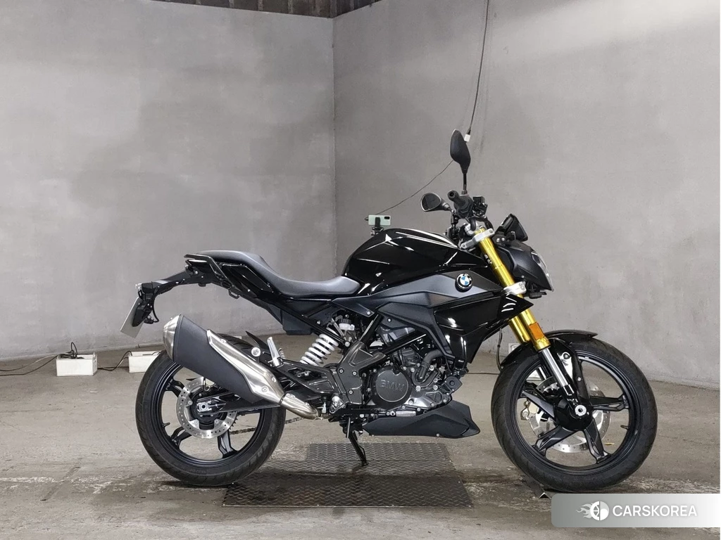 Проданный BMW G310R 2022 из Японии