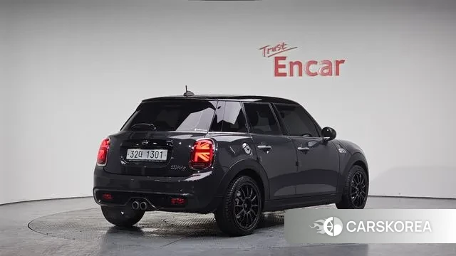 Mini Cooper S 2019 Серый из Кореи