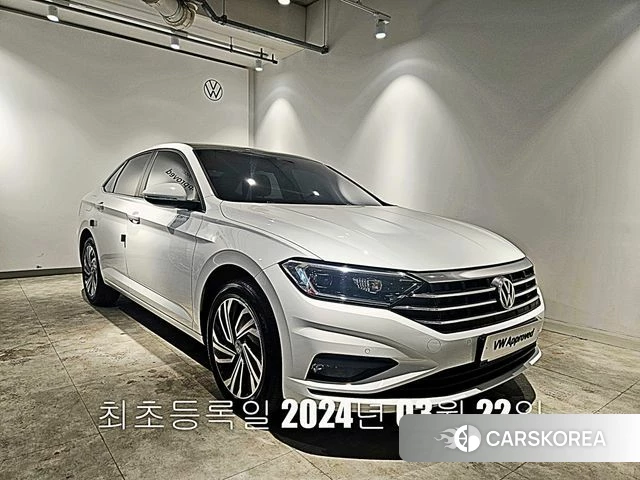 Volkswagen 7th Generation of Jetta 2021 Белый из Кореи