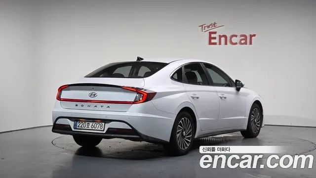 Hyundai Sonata Hybrid (DN8) 2023 Белый из Кореи