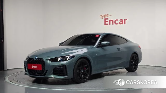 BMW 4 Series (G22) 2026 Синий нефрит из Кореи