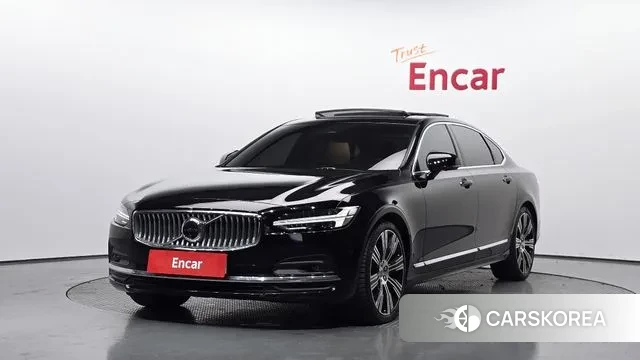 Volvo S90 2022 Черный из Кореи