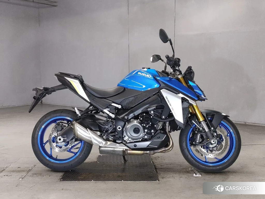 Проданный Suzuki GSX-S1000 2022 из Японии, фото 2