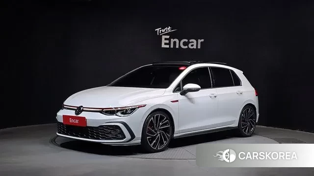 Volkswagen Golf 8th Generation 2023 Белый из Кореи