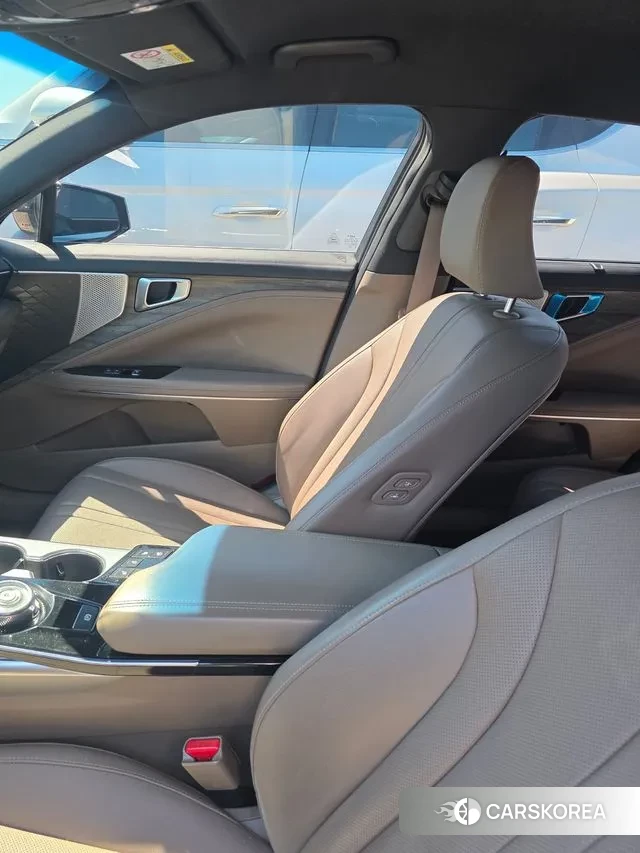 Kia K8 2022 Черный из Кореи