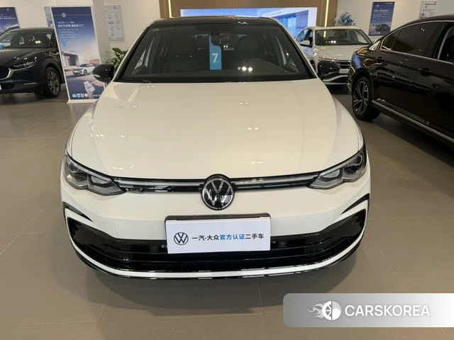Volkswagen Golf 2024 Белый из Китая
