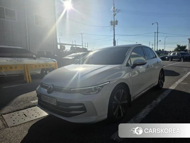 Volkswagen Golf 8th Generation 2026 Белый из Кореи