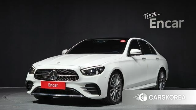 Mercedes-Benz E-Class W213 2022 Белый из Кореи