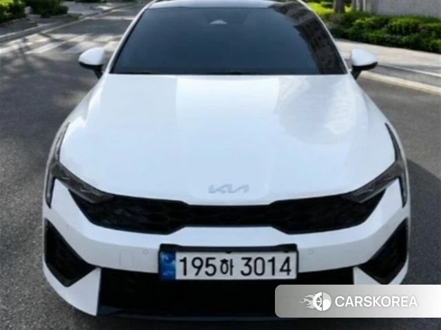 Kia The New K5 3rd generation 2024 Белый из Кореи