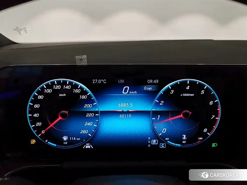 Mercedes-Benz GLA 2023 Белый из Китая