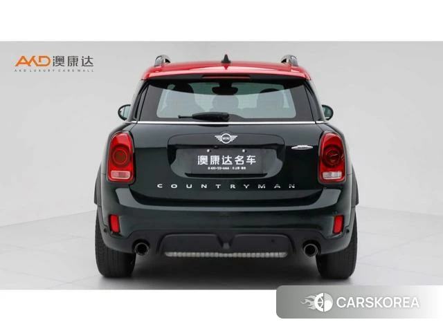 MINI JCW COUNTRYMAN 2018 Зеленый из Китая