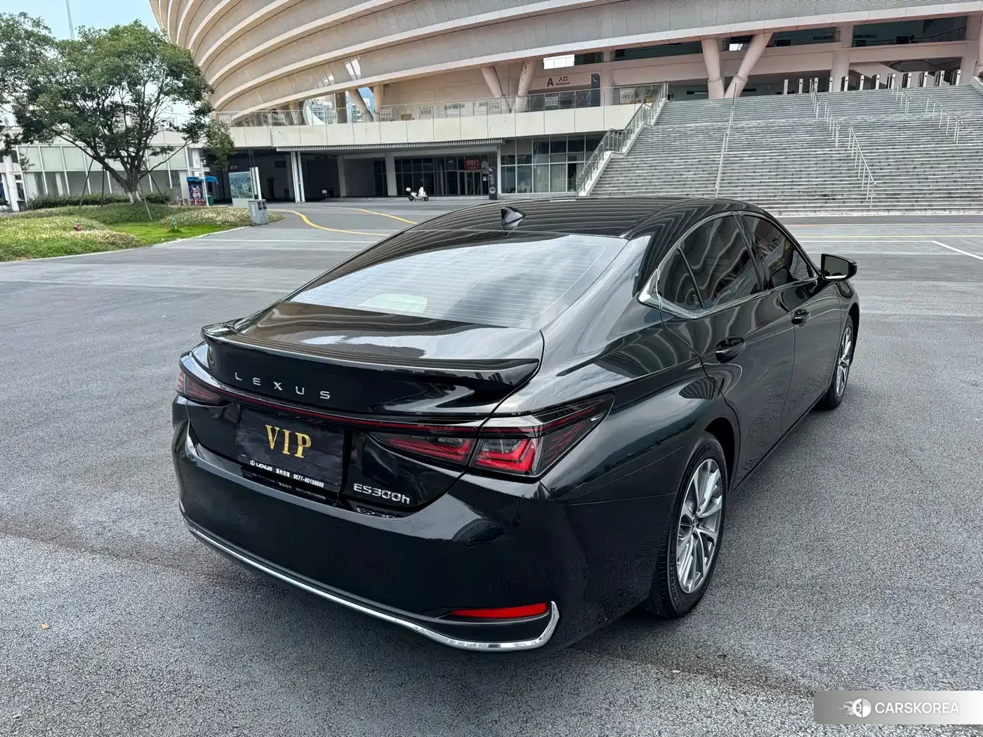 Lexus ES 2026 Черный из Китая