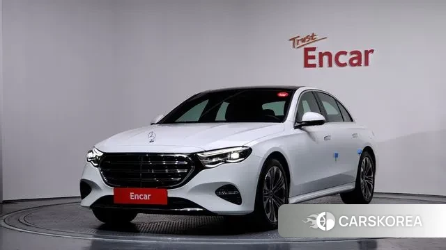 Mercedes-Benz E-Class W214 2025 Белый из Кореи