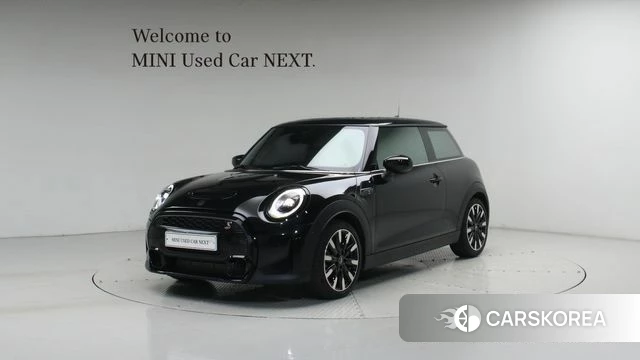 Mini Cooper S 2022 Черный из Кореи