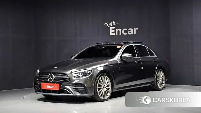 Mercedes-Benz E-Class W213 2021 Серый из Кореи