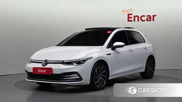Volkswagen Golf 8th Generation 2022 Белый из Кореи