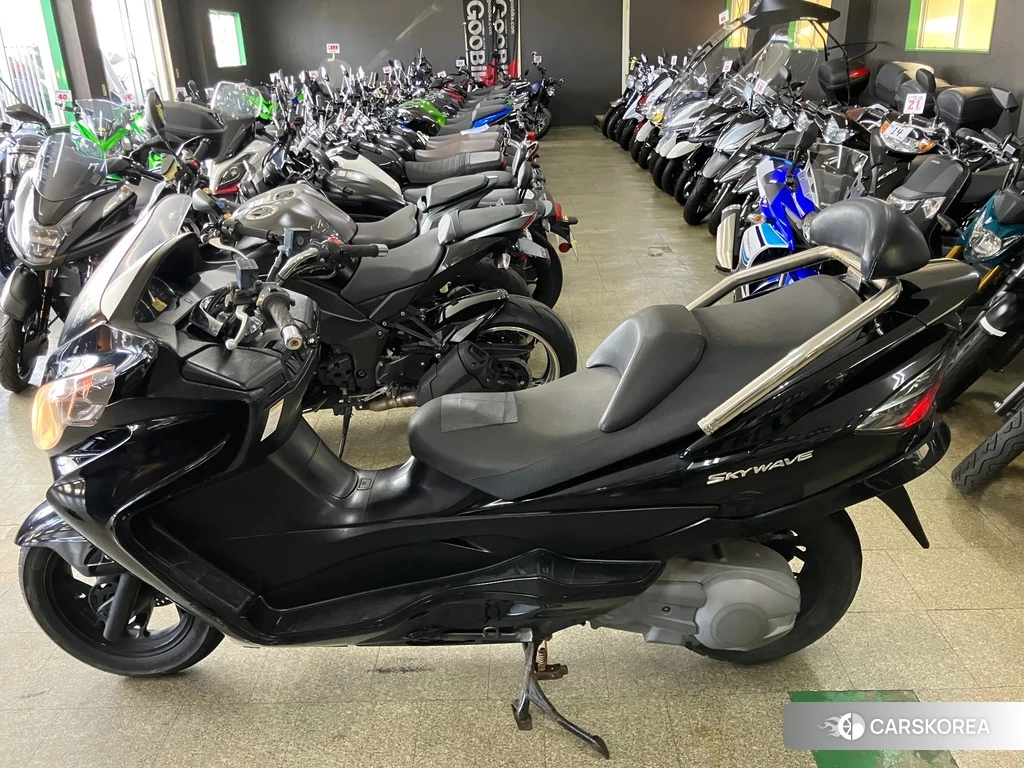 Проданный Suzuki SKYWAVE 250S id 4066810 из Японии