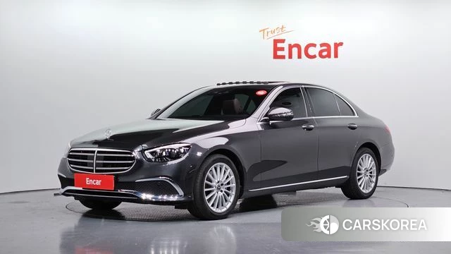 Mercedes-Benz E-Class W213 2021 Серый из Кореи