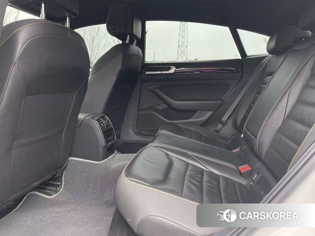 Volkswagen CC 2023 Белый из Китая