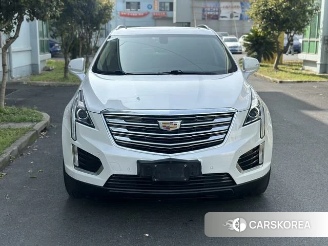 Cadillac XT5 2019 Белый из Китая