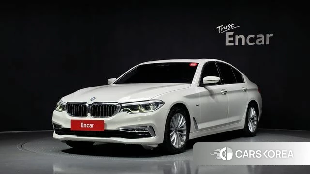 BMW 5 Series (G30) 2018 Белый из Кореи