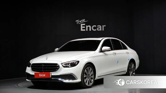 Mercedes-Benz E-Class W213 2022 Белый из Кореи
