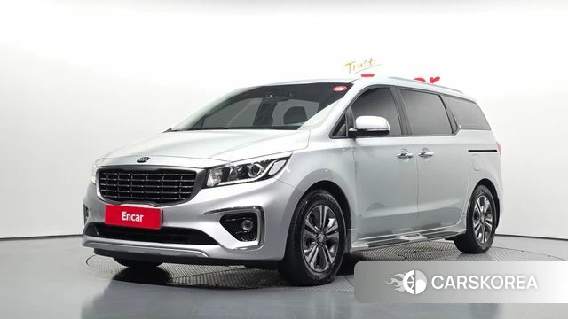 Kia The New Carnival 2018 Серебристо-серый из Кореи