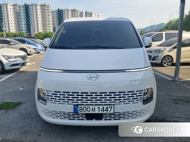 Hyundai Staria 2021 Белый из Кореи