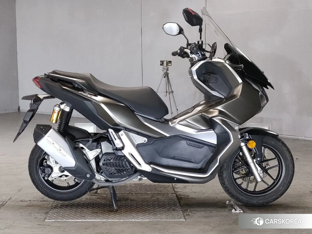 Проданный Honda ADV150 2019 из Японии, фото 2