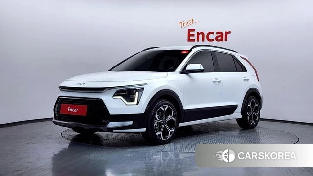 Kia Di Ol Nu Niro 2025 Белый из Кореи