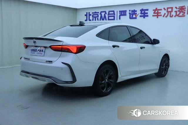 Buick Weilang 2025 Белый из Китая