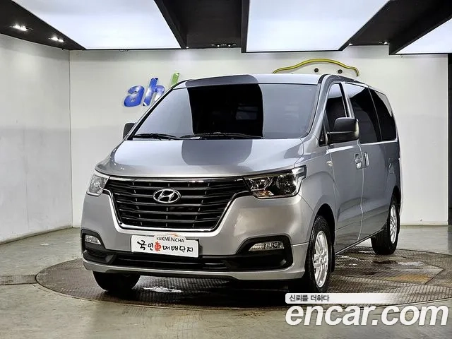 Hyundai The New Grand Starex 2019 Серебристо-серый из Кореи