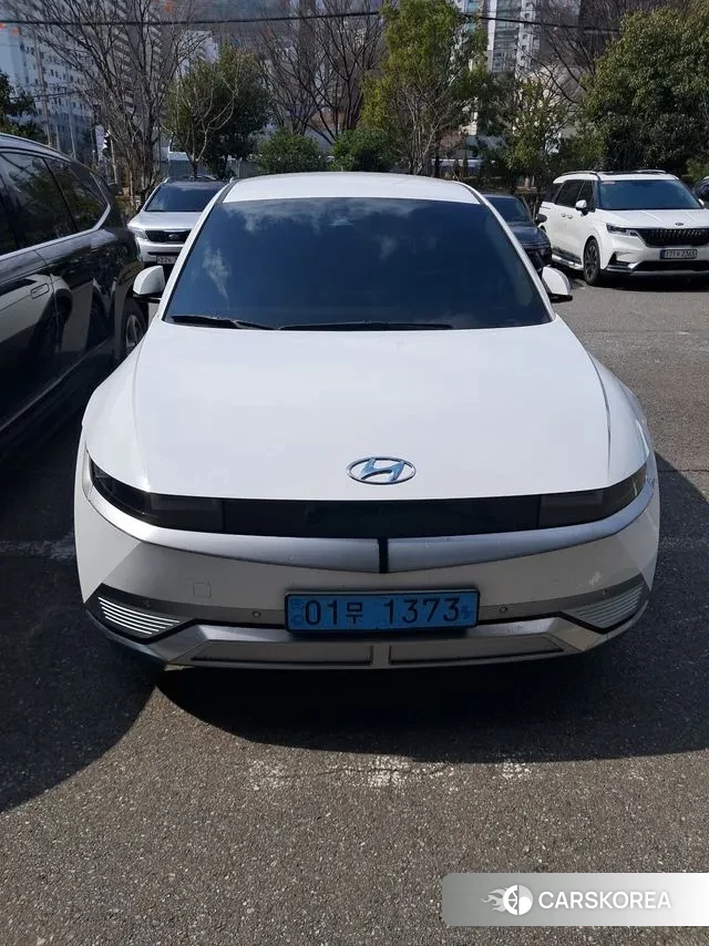 Hyundai Ionic 5 2023 Белый из Кореи