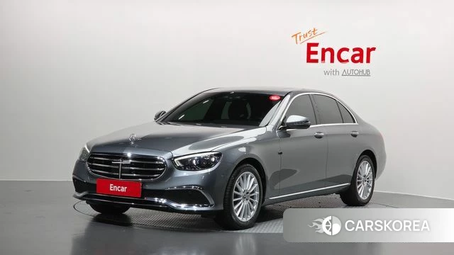 Mercedes-Benz E-Class W213 2021 Серый из Кореи