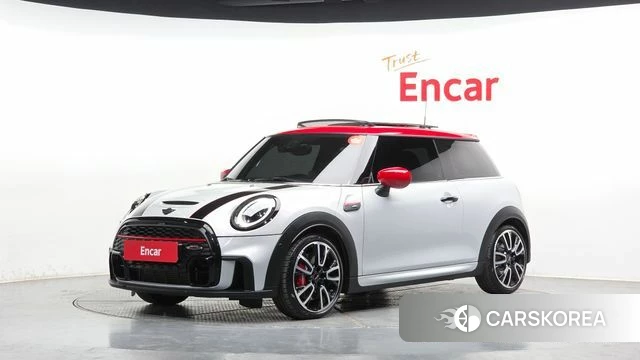 Mini Cooper S 2022 Серебряный из Кореи