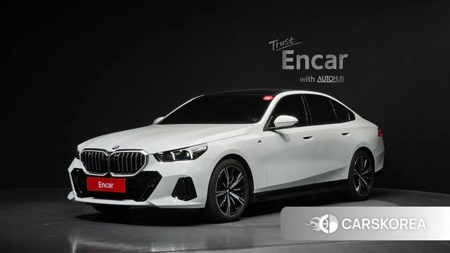 BMW 5 Series (G60) 2024 Белый из Кореи