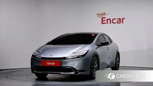 Toyota Prius 5th Generation 2024 Серебристо-серый из Кореи
