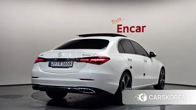 Mercedes-Benz C-Class W206 2023 Белый из Кореи