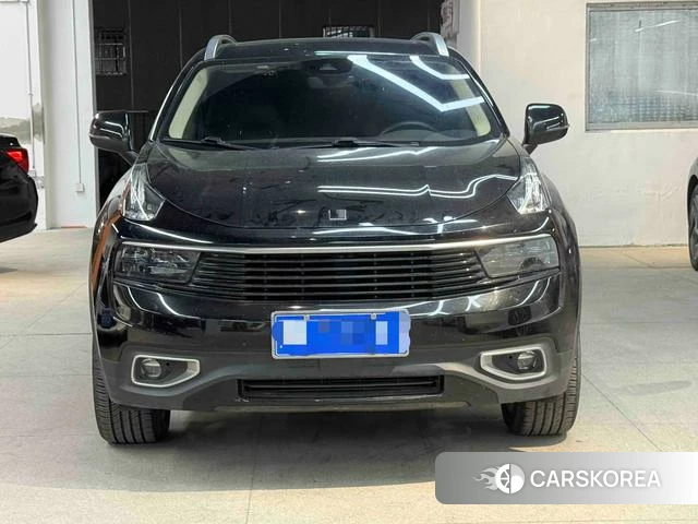 Lynk 01 2018 Черный из Китая