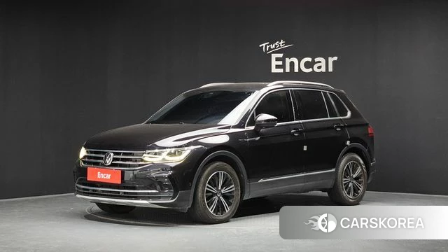 Volkswagen Tiguan Allspace 2022 Черный из Кореи