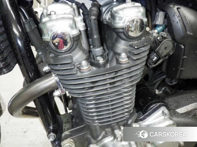 Engine photo