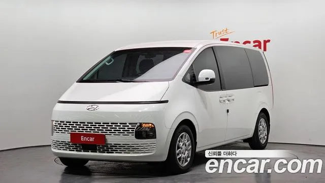 Hyundai Staria 2023 Белый из Кореи