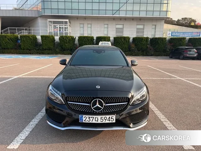 Mercedes-Benz C-Class W205 2018 Черный из Кореи